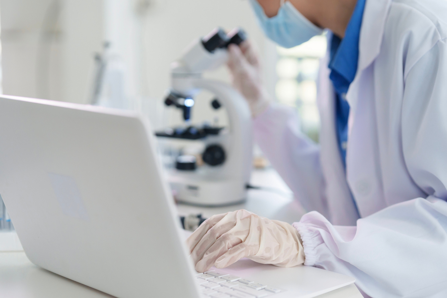 Research-laptop-microscope-1500x_1983839593.jpg